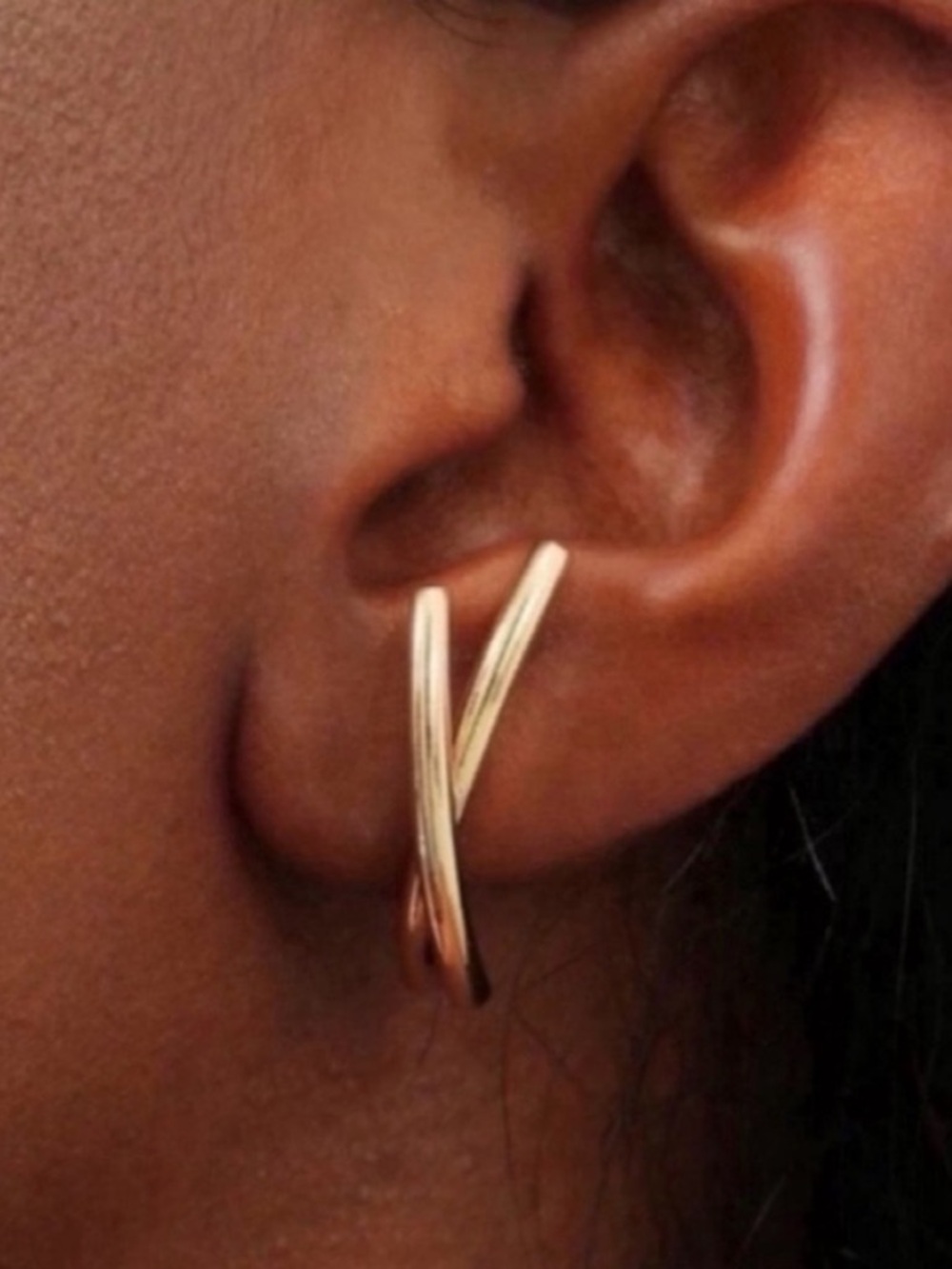 New! Nora Gold Cross Earrings (3008) NWOT